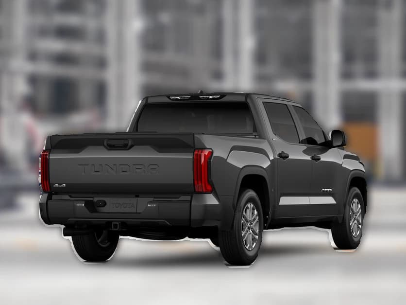 Toyota Tundra 4WD SR5 CrewMax 5.5' Bed (Natl) 2026 — side view