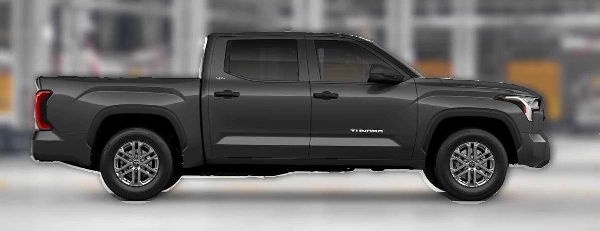Toyota Tundra 4WD SR5 CrewMax 5.5' Bed (Natl) 2026 — side view