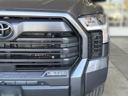 Toyota Tundra 4WD SR5 CrewMax 5.5' Bed (Natl) 2026 — side view