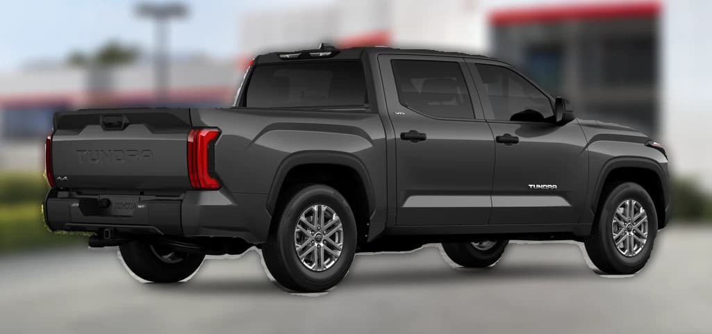 Toyota Tundra 4WD SR5 CrewMax 5.5' Bed (Natl) 2026 — side view