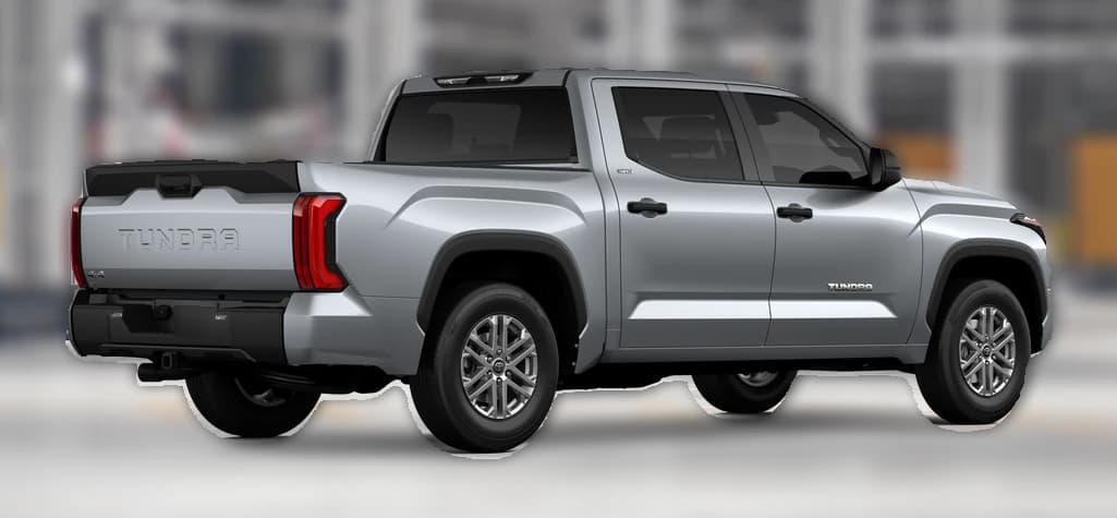Toyota Tundra 4WD SR5 CrewMax 5.5' Bed (Natl) 2026 — side view