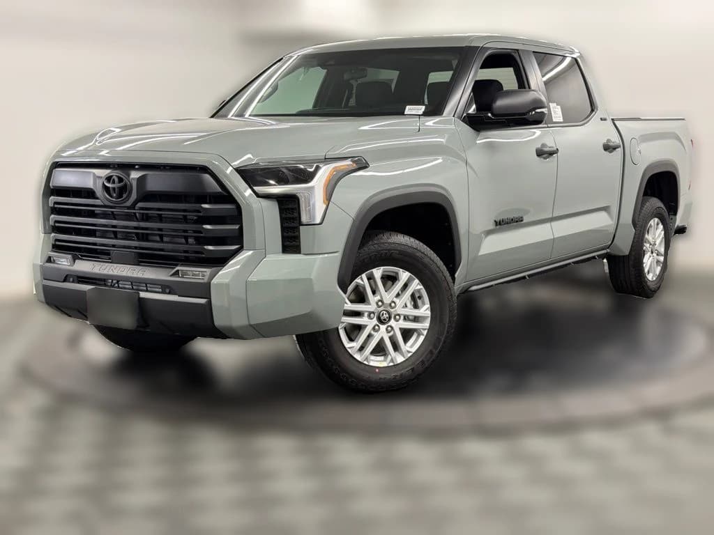 Toyota Tundra 4WD SR5 CrewMax 5.5' Bed (Natl) 2026 — side view