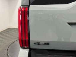 Toyota Tundra 4WD SR5 CrewMax 5.5' Bed (Natl) 2026 — side view