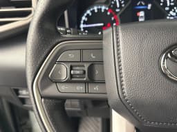 Toyota Tundra 4WD SR5 CrewMax 5.5' Bed (Natl) 2026 — side view