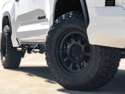Toyota Tundra 4WD SR5 CrewMax 5.5' Bed (Natl) 2026 — side view
