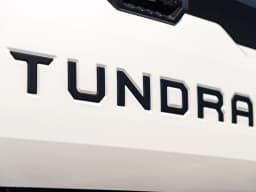 Toyota Tundra 4WD SR5 CrewMax 5.5' Bed (Natl) 2026 — side view