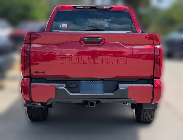 Toyota Tundra 4WD SR5 CrewMax 5.5' Bed (Natl) 2026 — side view