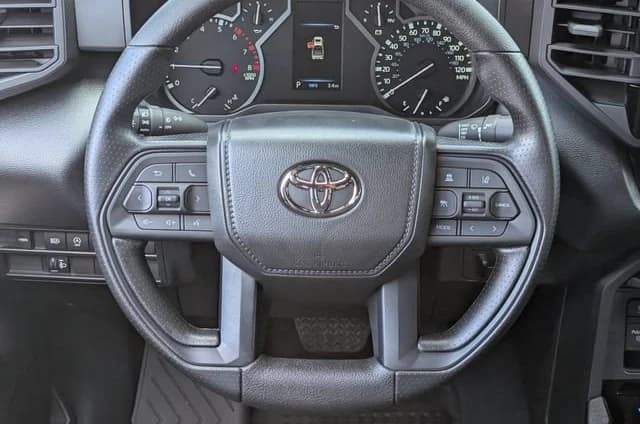 Toyota Tundra 4WD SR5 CrewMax 5.5' Bed (Natl) 2026 — side view
