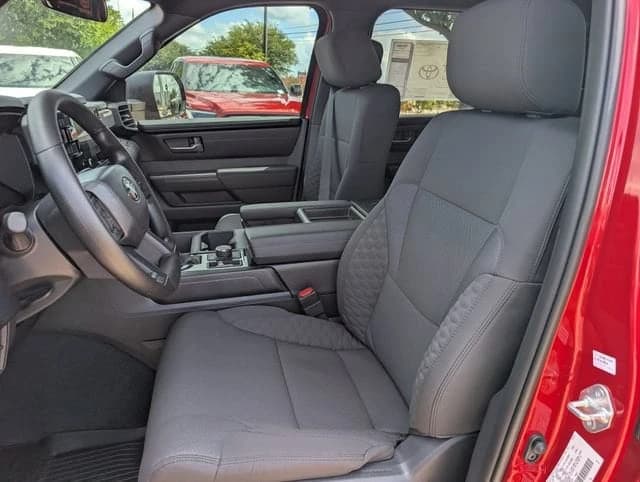 Toyota Tundra 4WD SR5 CrewMax 5.5' Bed (Natl) 2026 — side view