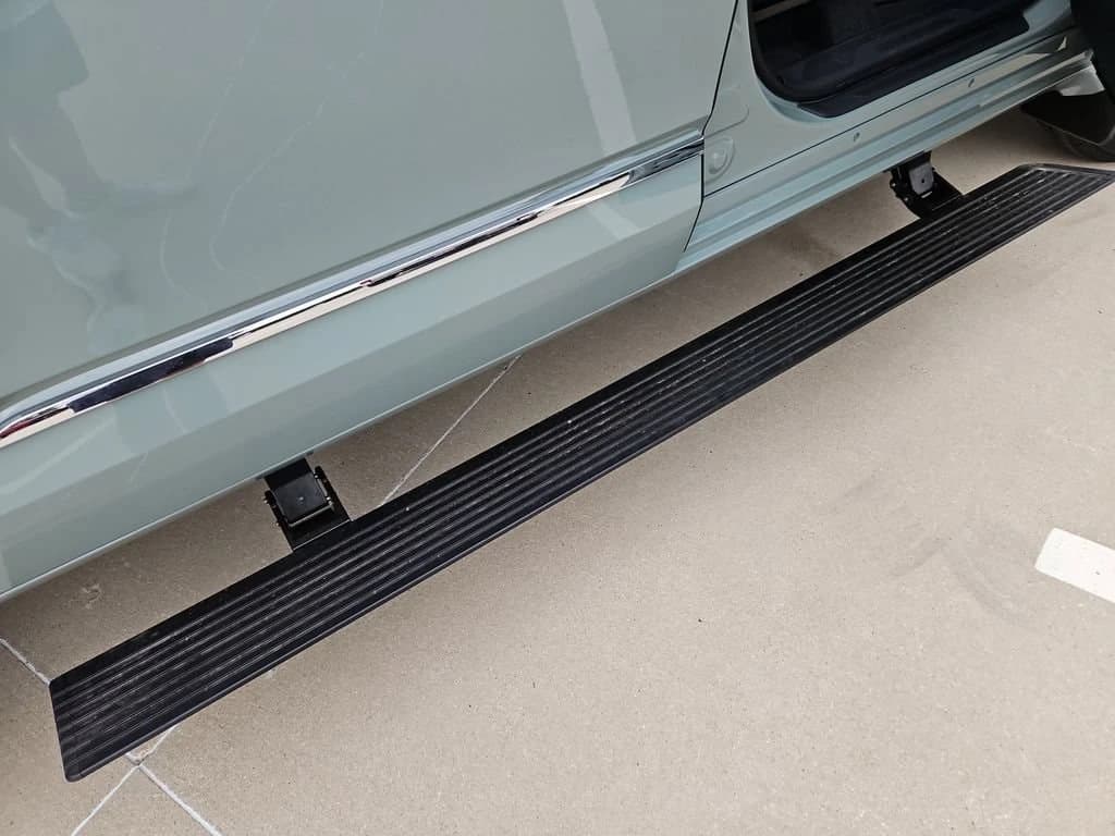 Toyota Tundra 4WD 1794 Edition CrewMax 5.5' Bed (Natl) 2026 — side view