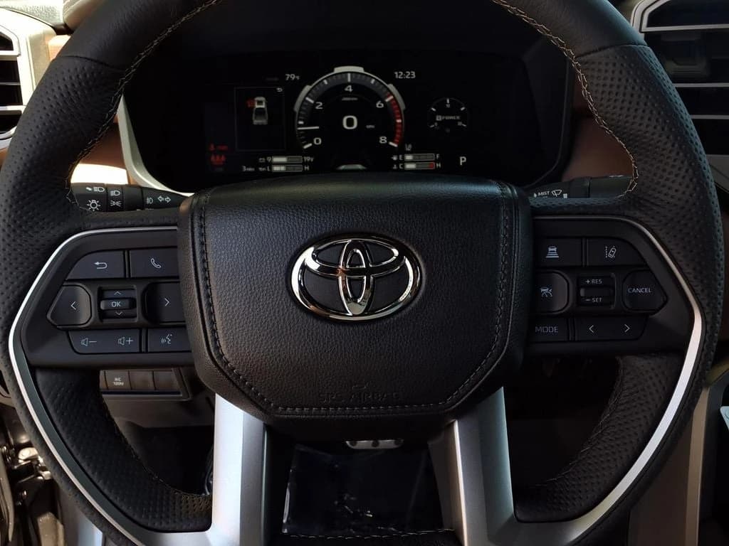 Toyota Tundra 4WD 1794 Edition CrewMax 5.5' Bed (Natl) 2026 — side view