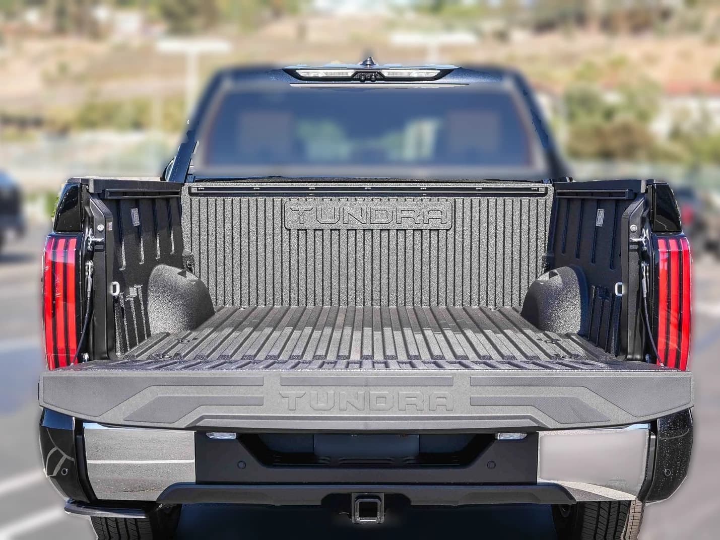 Toyota Tundra 4WD 1794 Edition Hybrid CrewMax 5.5' Bed (Natl) 2026 — side view