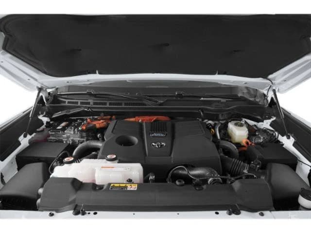 Toyota Tundra 4WD 1794 Edition Hybrid CrewMax 5.5' Bed (Natl) 2026 — side view