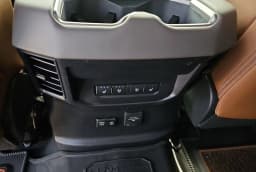 Toyota Tundra 4WD 1794 Edition Hybrid CrewMax 5.5' Bed (Natl) 2026 — side view