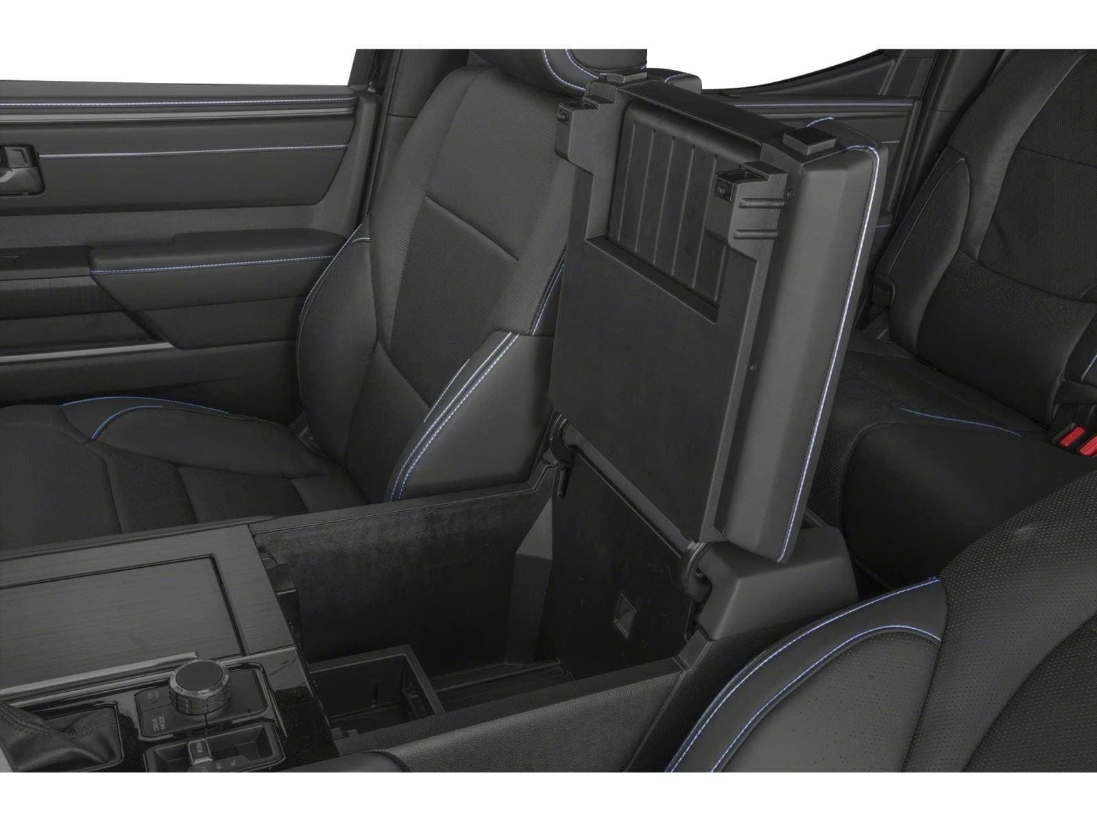 Toyota Tundra 4WD Platinum CrewMax 5.5' Bed (Natl) 2026 — side view