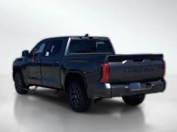 Toyota Tundra 4WD Platinum CrewMax 5.5' Bed (Natl) 2026 — side view