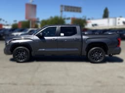 Toyota Tundra 4WD Platinum CrewMax 5.5' Bed (Natl) 2026 — side view