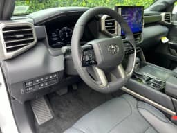 Toyota Tundra 4WD Platinum CrewMax 5.5' Bed (Natl) 2026 — side view