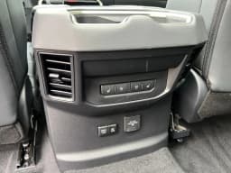 Toyota Tundra 4WD Platinum CrewMax 5.5' Bed (Natl) 2026 — side view