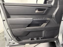 Toyota Tundra 4WD Platinum CrewMax 5.5' Bed (Natl) 2026 — side view