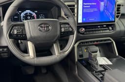 Toyota Tundra 4WD Platinum CrewMax 5.5' Bed (Natl) 2026 — side view