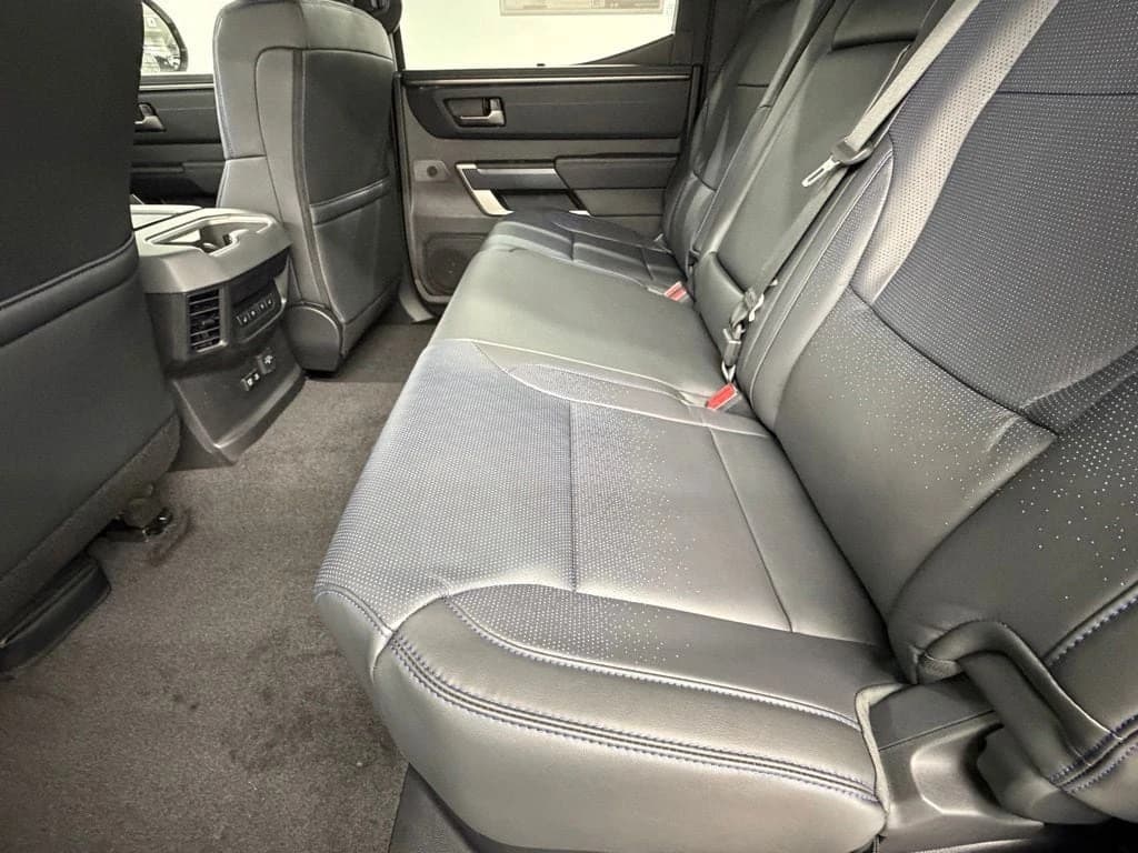 Toyota Tundra 4WD Platinum CrewMax 5.5' Bed (Natl) 2026 — side view