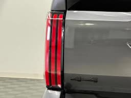 Toyota Tundra 4WD Platinum CrewMax 5.5' Bed (Natl) 2026 — side view