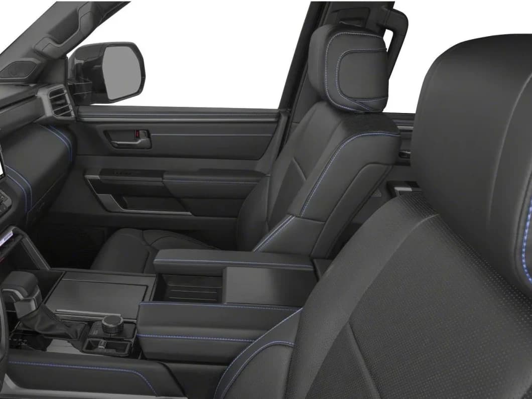 Toyota Tundra 4WD Platinum CrewMax 5.5' Bed (Natl) 2026 — side view