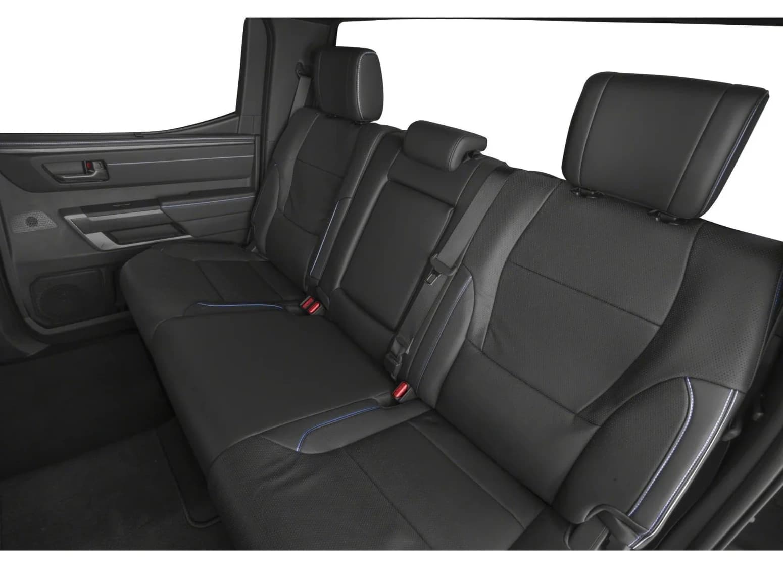 Toyota Tundra 4WD Platinum CrewMax 5.5' Bed (Natl) 2026 — side view