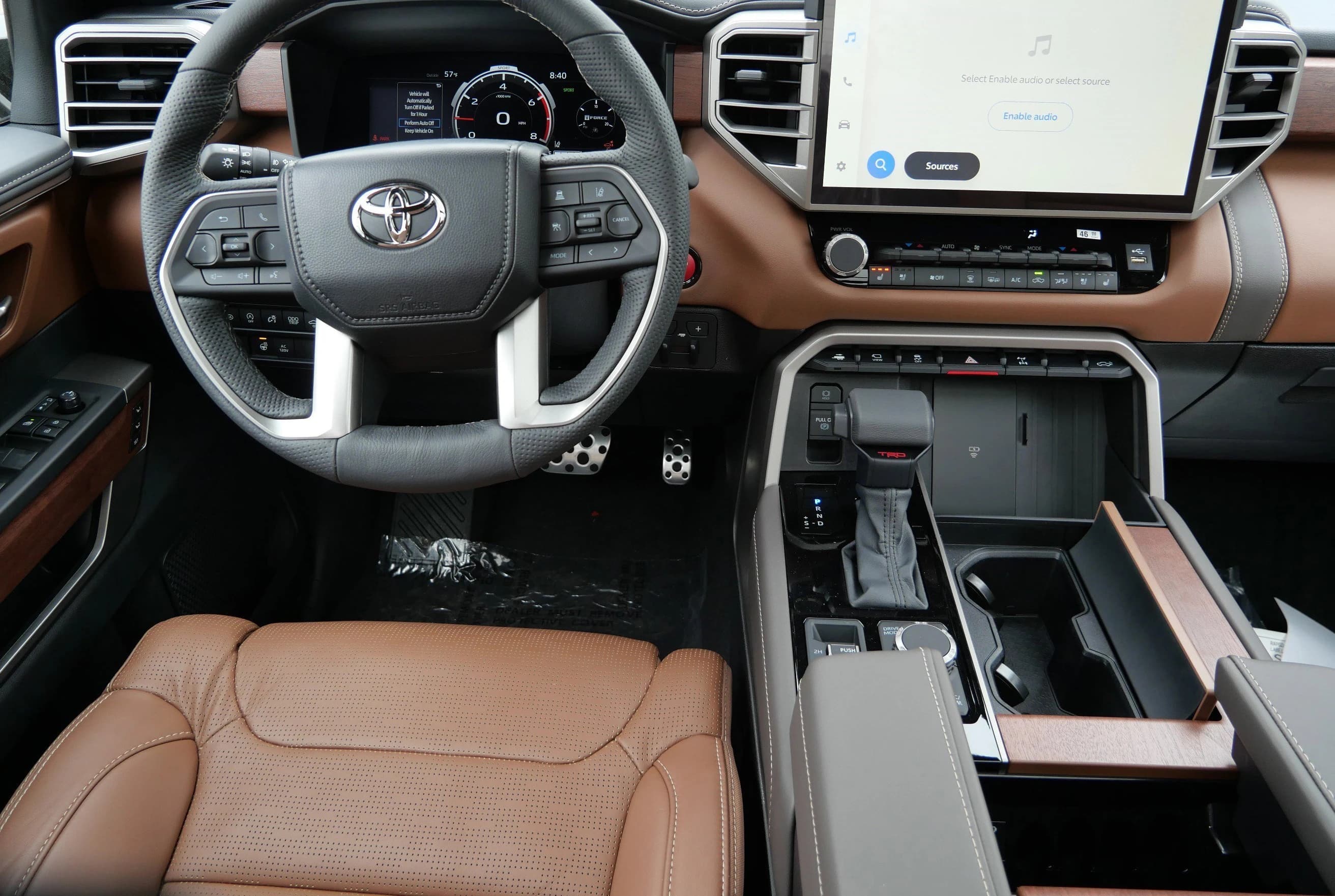 Toyota Tundra 4WD Platinum CrewMax 6.5' Bed (Natl) 2026 — side view