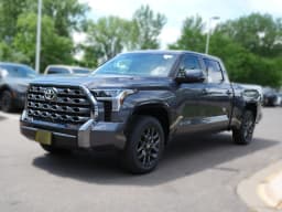 Toyota Tundra 4WD Platinum CrewMax 6.5' Bed (Natl) 2026 — side view