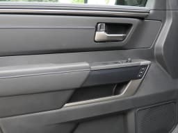 Toyota Tundra 4WD Platinum CrewMax 6.5' Bed (Natl) 2026 — side view