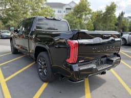 Toyota Tundra 4WD Platinum CrewMax 6.5' Bed (Natl) 2026 — side view