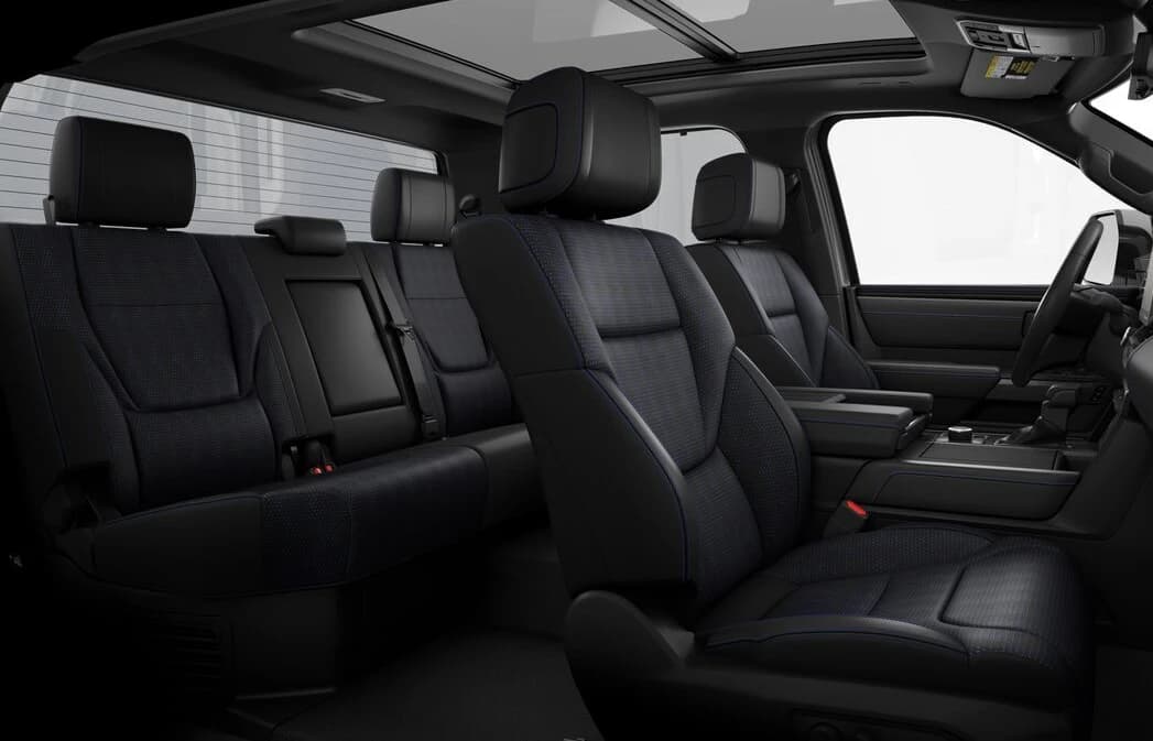 Toyota Tundra 4WD Platinum Hybrid CrewMax 5.5' Bed (Natl) 2026 — side view
