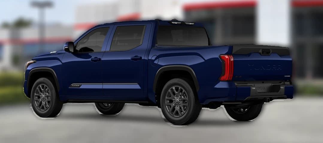 Toyota Tundra 4WD Platinum Hybrid CrewMax 5.5' Bed (Natl) 2026 — side view