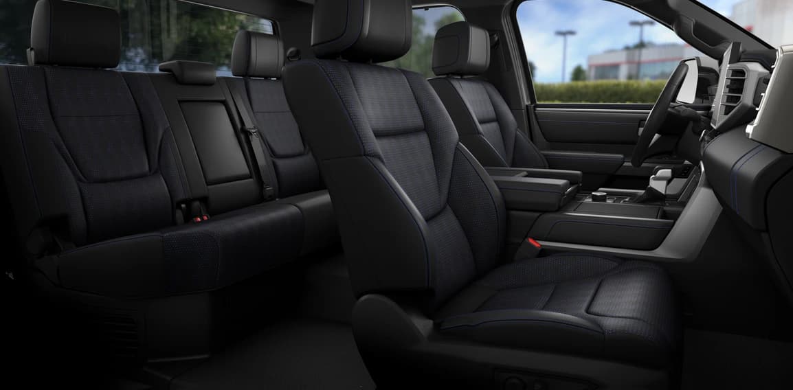 Toyota Tundra 4WD Platinum Hybrid CrewMax 5.5' Bed (Natl) 2026 — side view