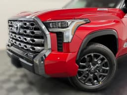 Toyota Tundra 4WD Platinum Hybrid CrewMax 5.5' Bed (Natl) 2026 — side view