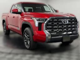 Toyota Tundra 4WD Platinum Hybrid CrewMax 5.5' Bed (Natl) 2026 — side view