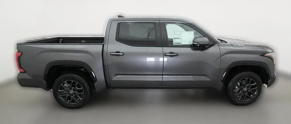 Toyota Tundra 4WD Platinum Hybrid CrewMax 5.5' Bed (Natl) 2025 — side view