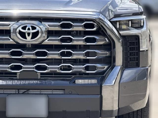 Toyota Tundra 4WD Platinum Hybrid CrewMax 5.5' Bed (Natl) 2026 — side view