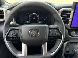 Toyota Tundra 4WD Platinum Hybrid CrewMax 5.5' Bed (Natl) 2026 — side view