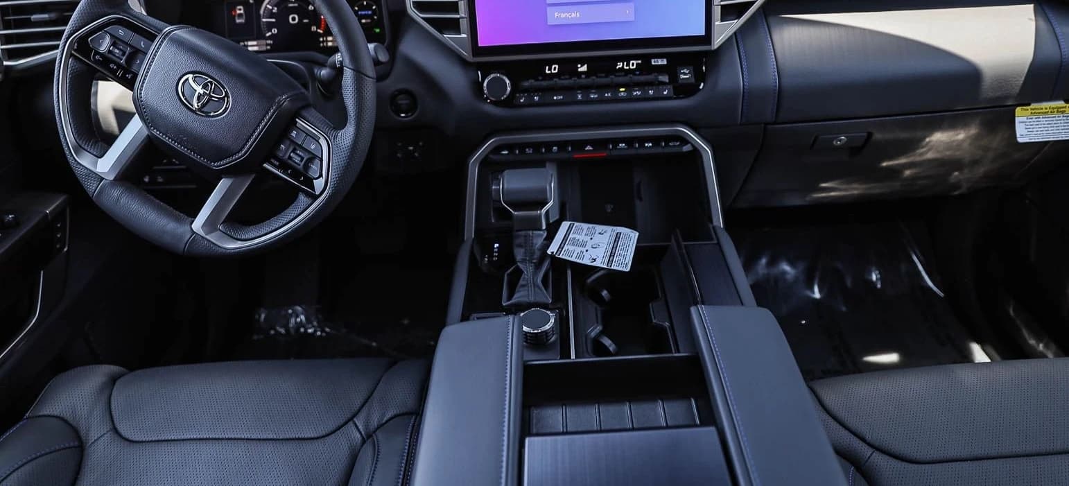 Toyota Tundra 4WD Platinum Hybrid CrewMax 5.5' Bed (Natl) 2026 — side view