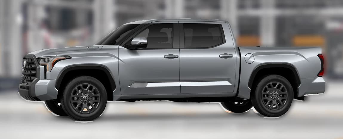 Toyota Tundra 4WD Platinum Hybrid CrewMax 5.5' Bed (Natl) 2026 — side view