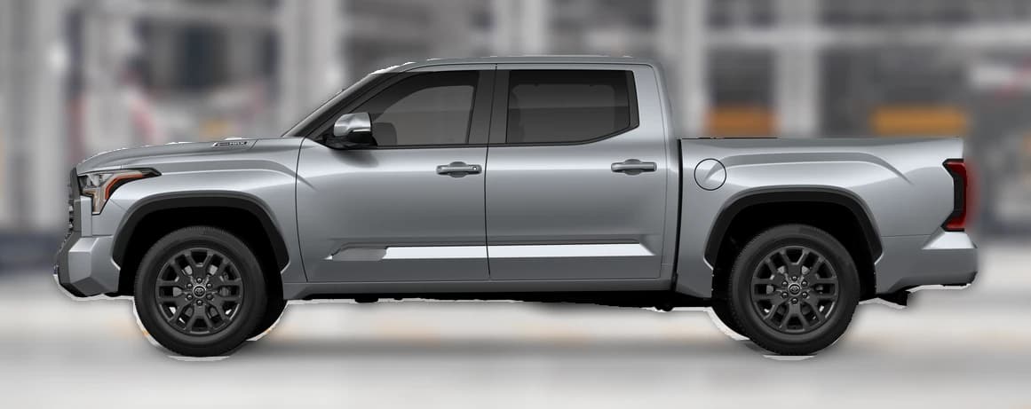 Toyota Tundra 4WD Platinum Hybrid CrewMax 5.5' Bed (Natl) 2026 — side view