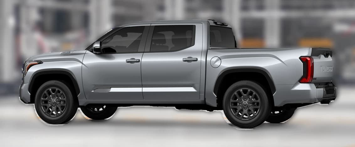 Toyota Tundra 4WD Platinum Hybrid CrewMax 5.5' Bed (Natl) 2026 — side view