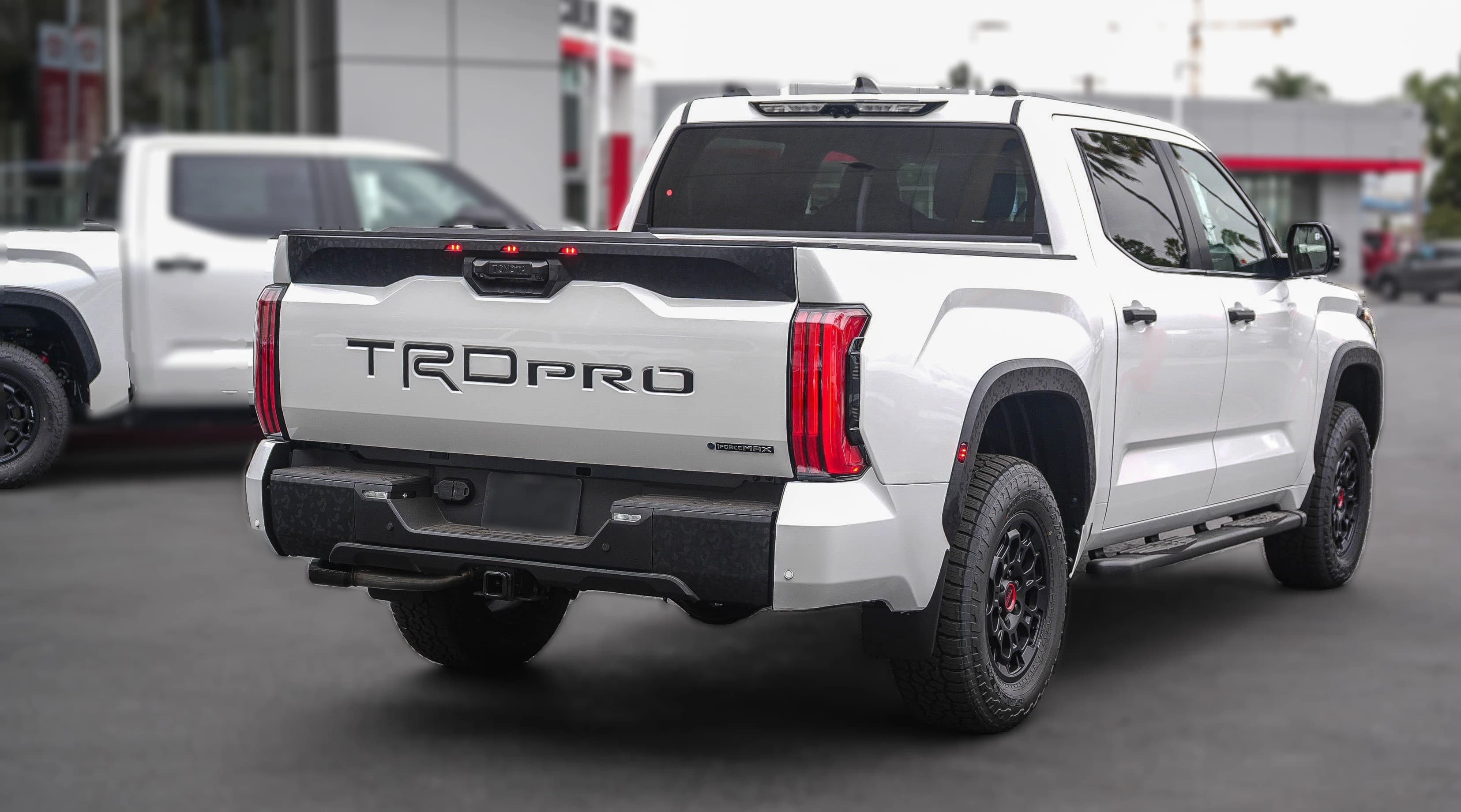 Toyota Tundra 4WD TRD Pro Hybrid CrewMax 5.5' Bed (Natl) 2026 — side view