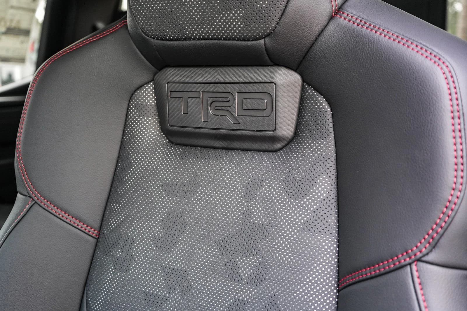 Toyota Tundra 4WD TRD Pro Hybrid CrewMax 5.5' Bed (Natl) 2026 — side view
