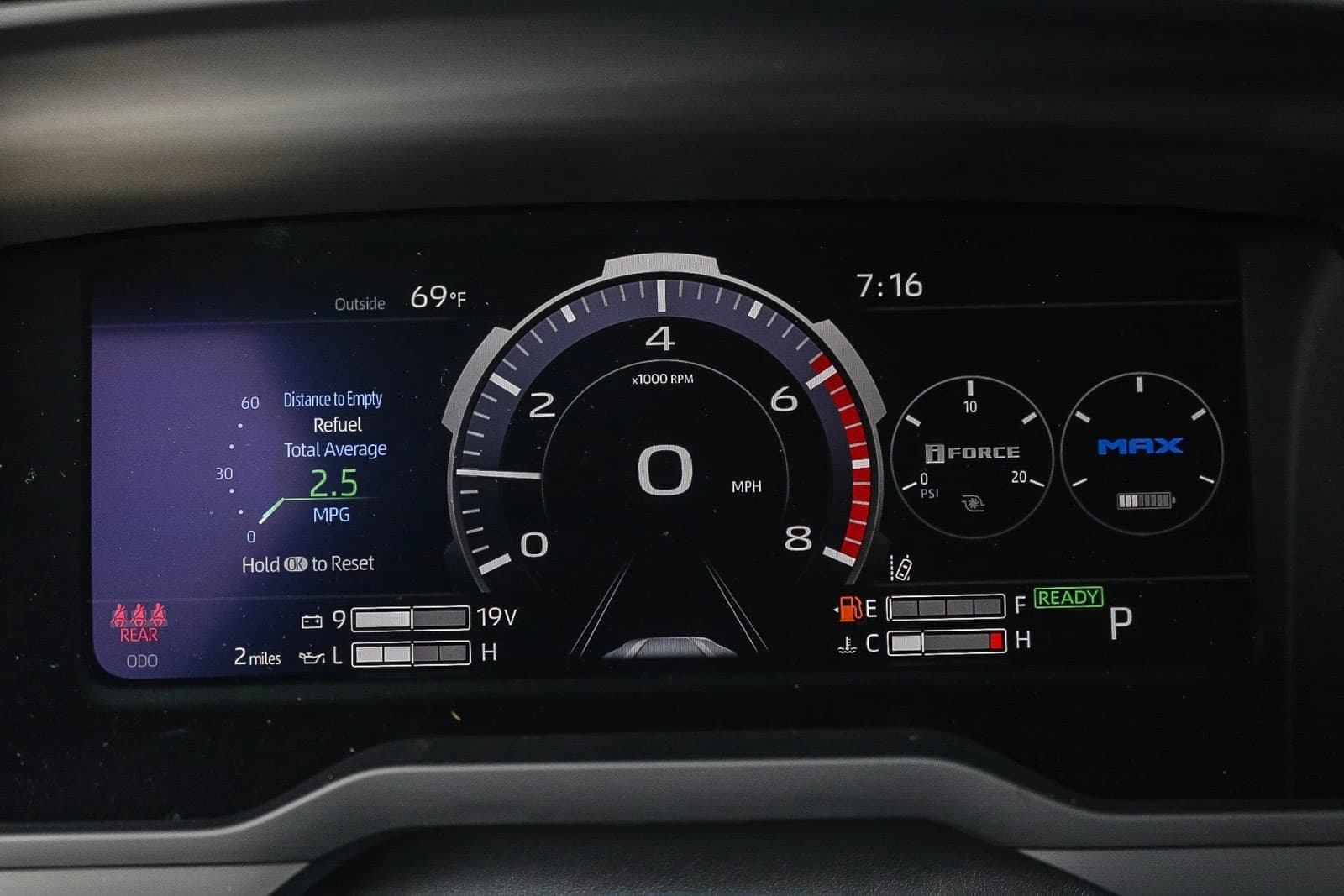 Toyota Tundra 4WD TRD Pro Hybrid CrewMax 5.5' Bed (Natl) 2026 — side view