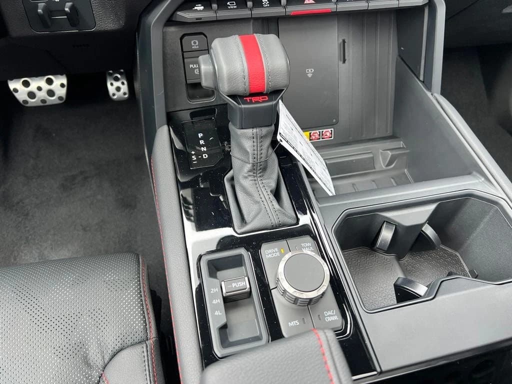 Toyota Tundra 4WD TRD Pro Hybrid CrewMax 5.5' Bed (Natl) 2026 — side view