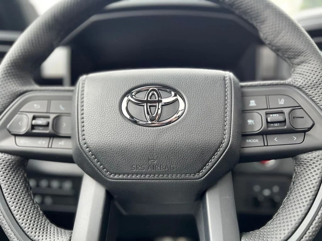 Toyota Tundra 4WD TRD Pro Hybrid CrewMax 5.5' Bed (Natl) 2026 — side view